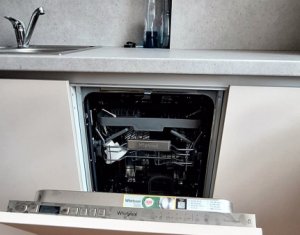 Appartement 3 chambres à louer dans Cluj-napoca, zone Plopilor