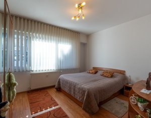 Appartement 3 chambres à vendre dans Cluj-napoca, zone Centru