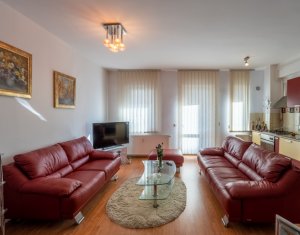 Appartement 3 chambres à vendre dans Cluj-napoca, zone Centru