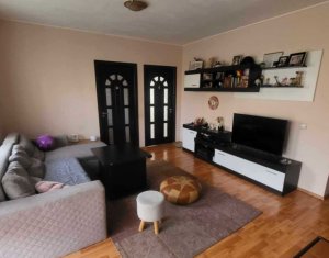 Appartement 3 chambres à vendre dans Floresti