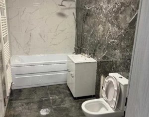 Appartement 3 chambres à vendre dans Floresti
