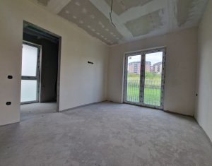 Maison 5 chambres à vendre dans Chinteni
