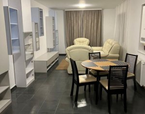 , 5300m2 dans Floresti