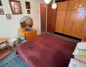 Appartement 3 chambres à vendre dans Cluj-napoca, zone Manastur