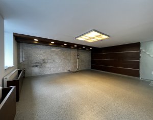 Bureau à louer, 40m2 dans Cluj-napoca, zone Marasti
