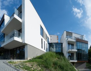 Bureau à louer dans Cluj-napoca, zone Centru
