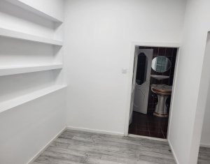 Espace Commercial à louer dans Cluj-napoca, zone Centru