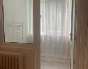 Appartement 3 chambres à vendre dans Cluj-napoca, zone Manastur