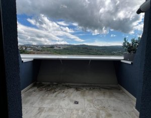 Appartement 4 chambres à vendre dans Cluj-napoca, zone Zorilor