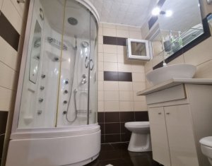 Appartement 3 chambres à vendre dans Cluj-napoca, zone Marasti