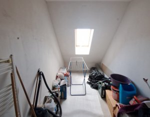 Appartement 3 chambres à vendre dans Floresti