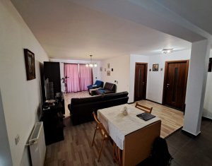 Appartement 3 chambres à vendre dans Floresti
