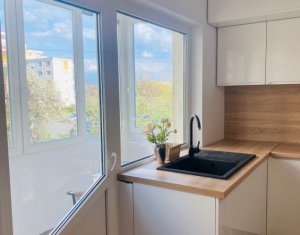 Appartement 3 chambres à louer dans Cluj-napoca, zone Intre Lacuri