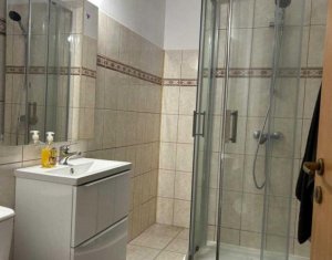 Appartement 4 chambres à louer dans Cluj-napoca, zone Manastur