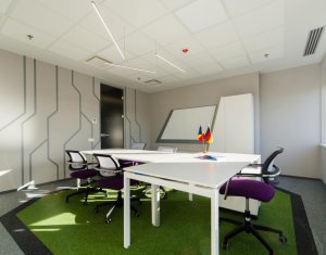 Bureau à louer dans Cluj-napoca, zone Centru