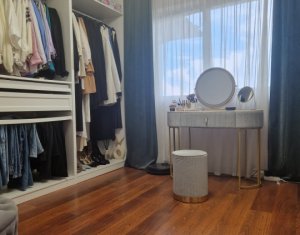 Maison 4 chambres à vendre dans Cluj-napoca, zone Iris