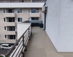 Appartement 3 chambres à vendre dans Floresti