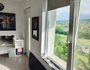 Maison 4 chambres à vendre dans Chinteni