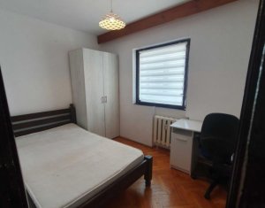 Appartement 4 chambres à vendre dans Cluj-napoca, zone Manastur