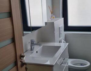 Appartement 3 chambres à louer dans Cluj-napoca, zone Centru