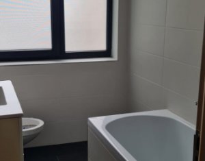 Appartement 3 chambres à louer dans Cluj-napoca, zone Centru