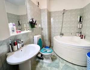Appartement 3 chambres à vendre dans Cluj-napoca, zone Centru