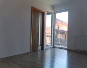 Lakás 2 szobák eladó on Floresti