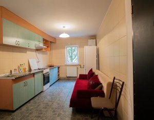 Appartement 3 chambres à louer dans Cluj-napoca, zone Zorilor