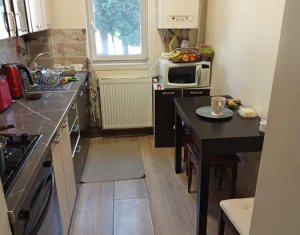 Appartement 3 chambres à vendre dans Cluj-napoca, zone Manastur