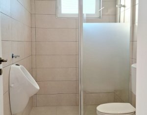 Maison 4 chambres à louer dans Corusu, zone Centru