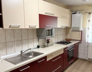 Appartement 3 chambres à louer dans Cluj-napoca, zone Zorilor