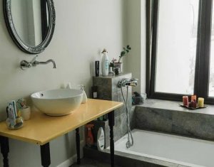 Maison 4 chambres à vendre dans Cluj-napoca, zone Dambul Rotund