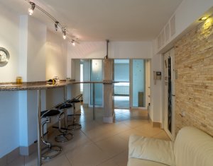 Appartement 4 chambres à vendre dans Cluj-napoca, zone Marasti