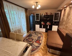 Lakás 3 szobák eladó on Cluj-napoca, Zóna Manastur