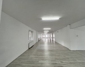 Espace Commercial à louer dans Cluj-napoca, zone Marasti