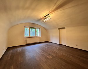 Appartement 4 chambres à vendre dans Cluj-napoca, zone Gruia