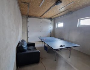 Maison 4 chambres à vendre dans Chinteni