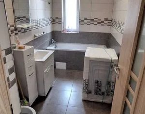 Appartement 3 chambres à louer dans Floresti