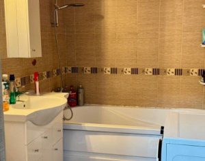 Appartement 3 chambres à vendre dans Floresti
