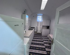 Appartement 3 chambres à louer dans Cluj-napoca, zone Gruia