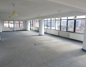 Bureau à louer, 96m2 dans Cluj-napoca, zone Iris