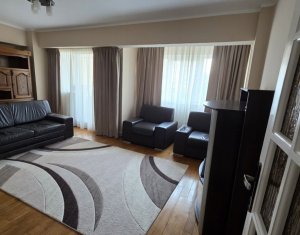 Appartement 3 chambres à louer dans Cluj-napoca, zone Marasti