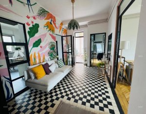 Bureau à louer, 150m2 dans Cluj-napoca, zone Centru
