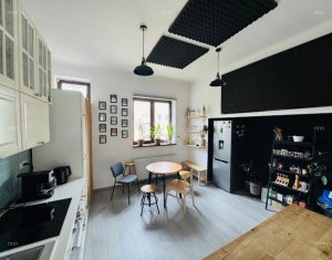 Bureau à louer dans Cluj-napoca, zone Centru