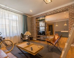 Appartement 3 chambres à louer dans Cluj-napoca, zone Centru
