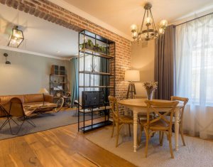 Appartement 3 chambres à louer dans Cluj-napoca, zone Centru