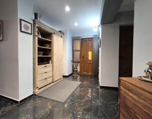 Maison 4 chambres à vendre dans Cluj-napoca, zone Borhanci