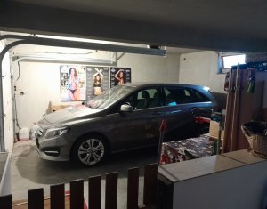 Maison 4 chambres à vendre dans Cluj-napoca, zone Borhanci