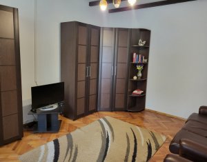 Appartement 3 chambres à louer dans Cluj-napoca, zone Centru