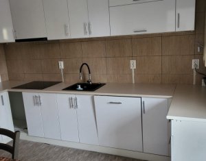 Appartement 3 chambres à vendre dans Floresti